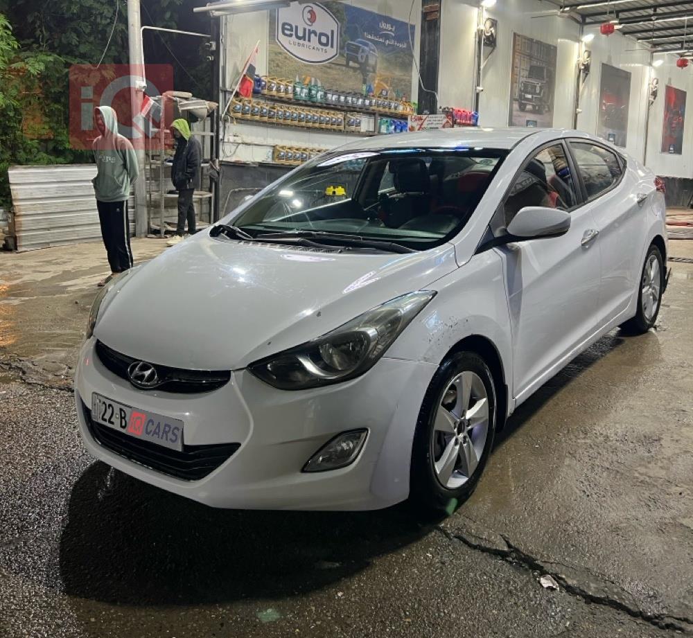 هیوندای ئەلەنترا